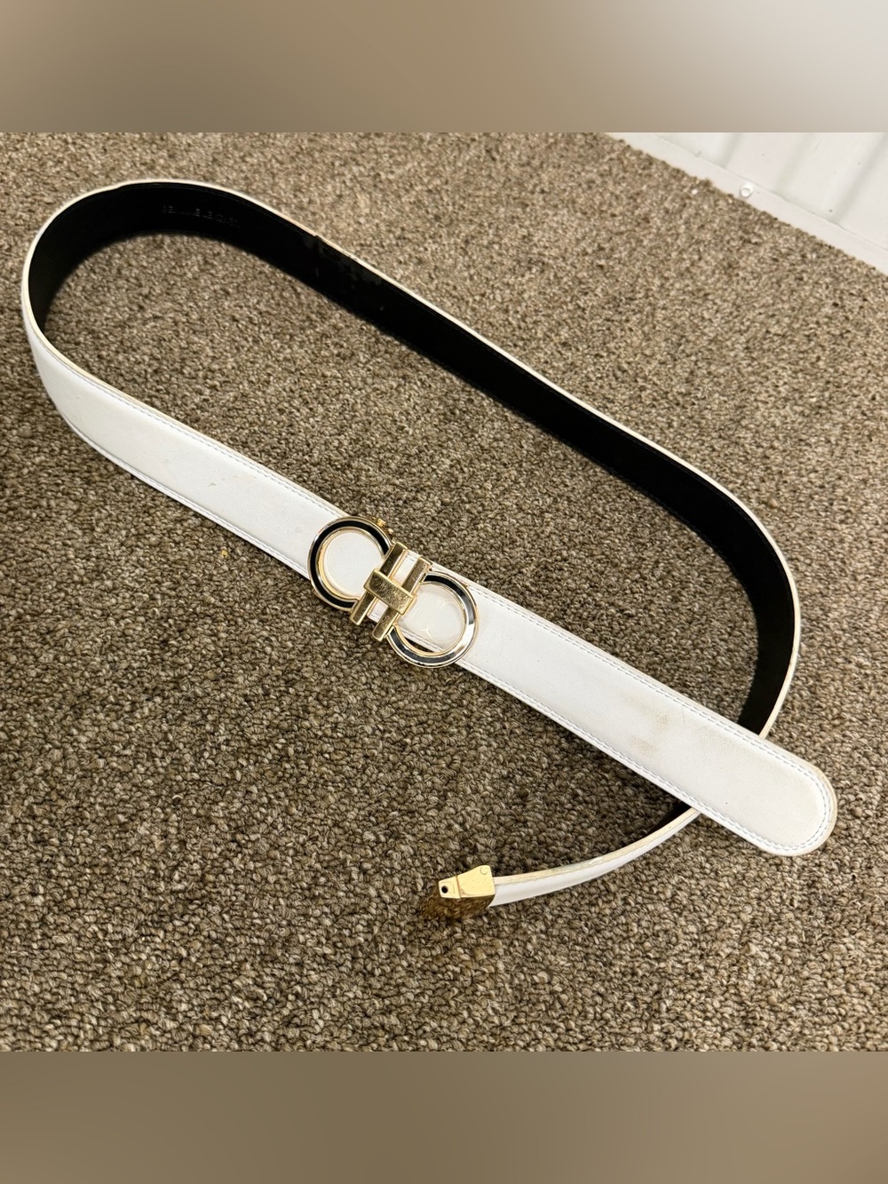 White Leather Gold-Tone Buckle Mens Belt SKU:R